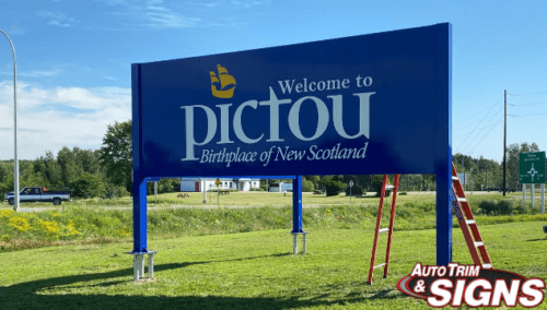 Large sign for the town of Pictou